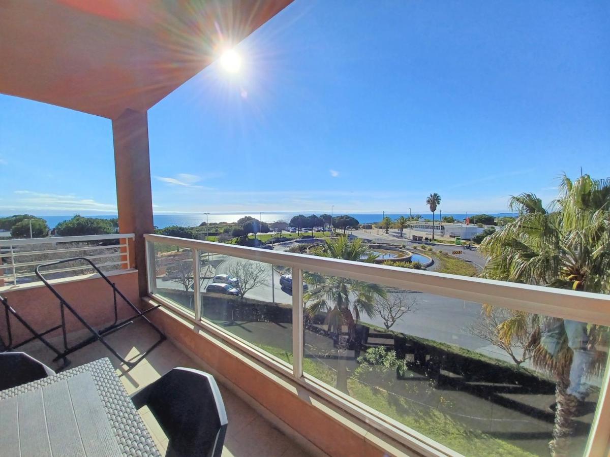 Litoralmar Beachfront Apartment Портіман Екстер'єр фото